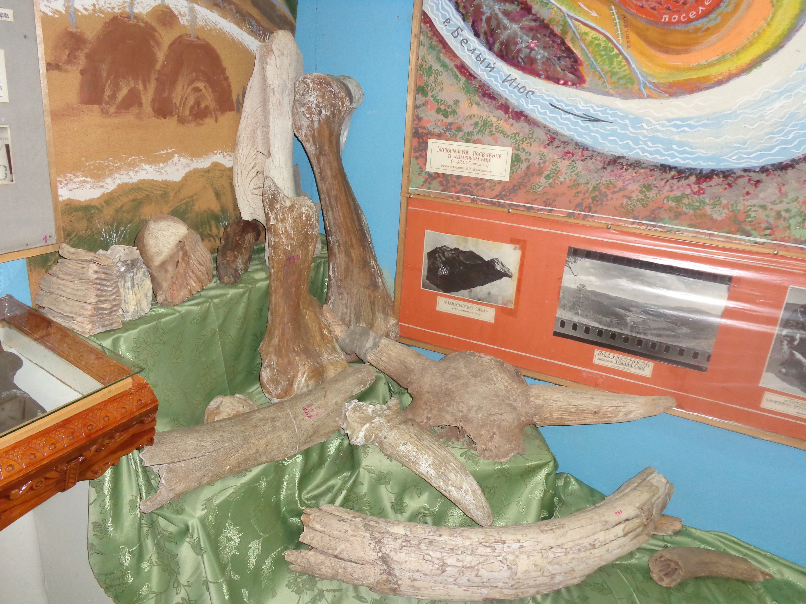 musei-shira-hakasiya